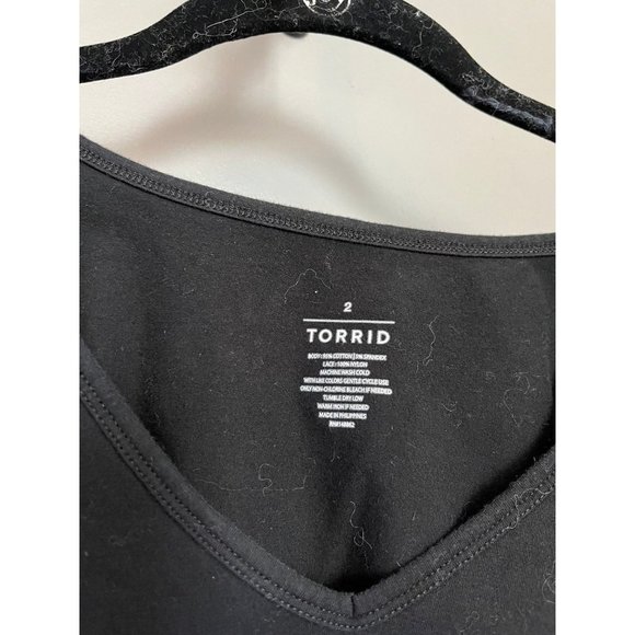 Torrid size 2 Black Fitted lace sleeve blouse top - Picture 2 of 4